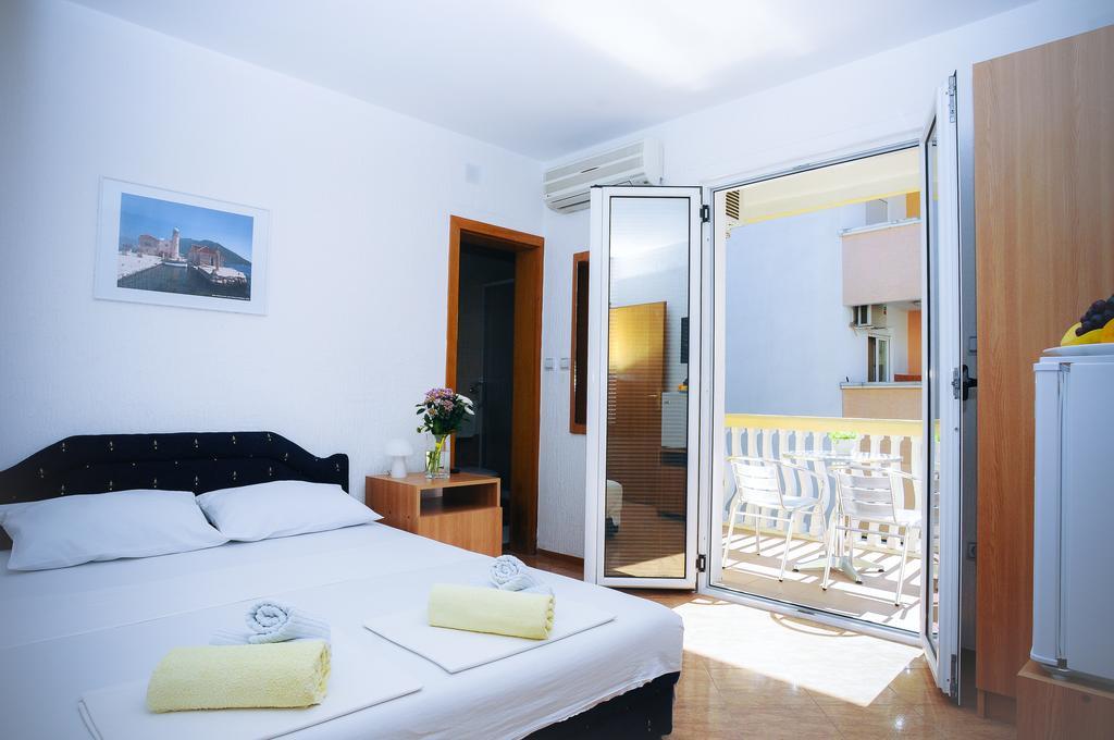 Budva Inn Guest House 部屋 写真