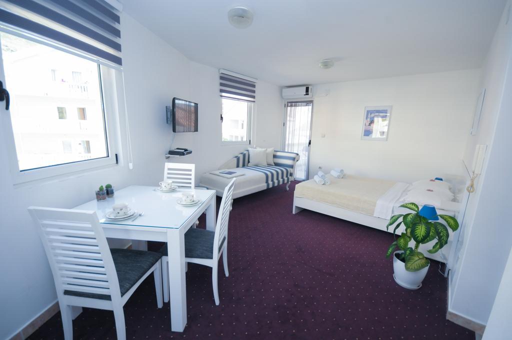 Budva Inn Guest House 部屋 写真