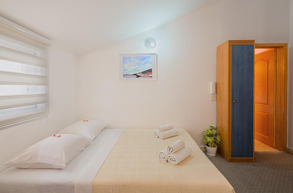 Budva Inn Guest House エクステリア 写真
